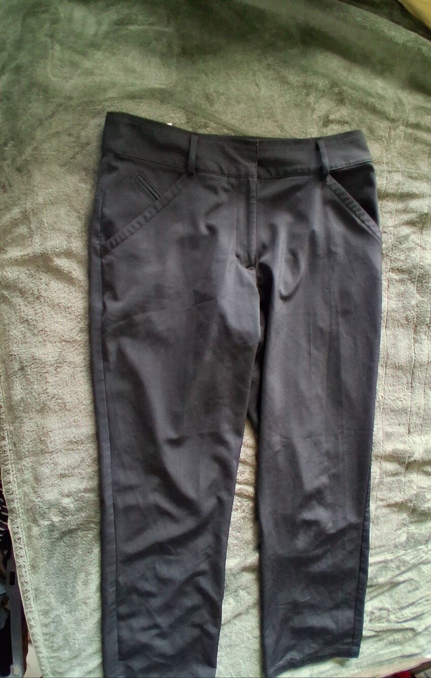 Nike Women's Black Straight-Leg Pull-On Pants